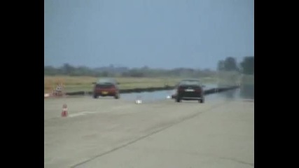 Nissan Skyline Gts vs Bmw M5 E34 Drag Race