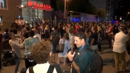 Фенове надъхват Неймар преди старта на Бразилия на Мондиал 2018