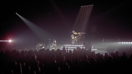 Queen - We Will Rock You (live montreal) 
