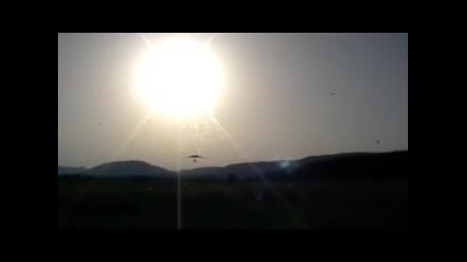първи полети с мотоделта