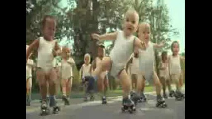 Bebeta igraqt na - Michael Jackson babies dancing