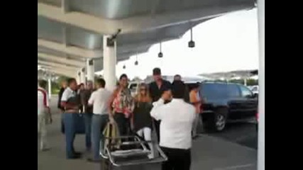 Fyb presents A Valentine Vacation for Josh and Fergie