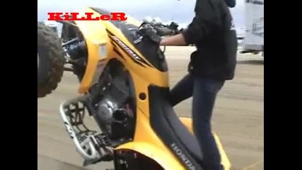 За 18 годишно момиче се справя страхотно! Stunt Rider Girl 
