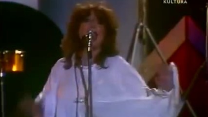 Алла Пугачева ( 1983 ) - Арлекино ( Полша Live )