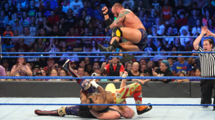 The New Day vs. SAnitY - Six-Man Tag Team Match: SmackDown LIVE, 14 August, 2018