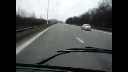 Kombi turbo empurrando uma Ferrari !