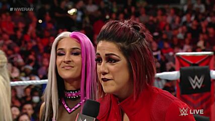 Bayley, Dakota Kai and IYO SKY brawl with Bianca Belair, Asuka and Alexa Bliss: Raw, Aug. 8, 2022