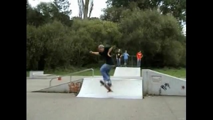 Last Felix Bauer Skateboard 2009 [hq]