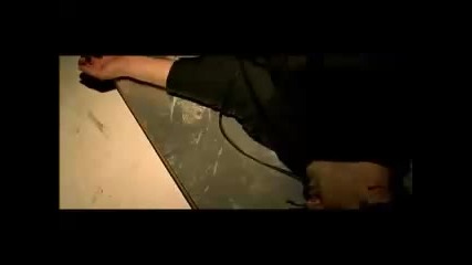 Massari - Rush The Floor (feat. Belly)