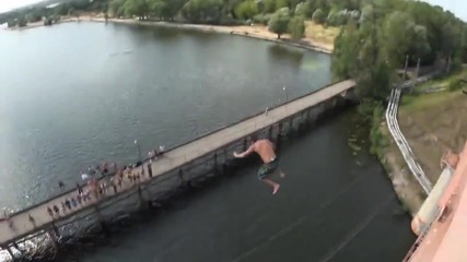 Freestyle cкокове във вода