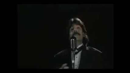 Shawn Rae - This Moment In Time Engelbert Humperdinck