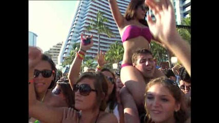 Drake Performs Over For The 1st Time On Spring Break! 