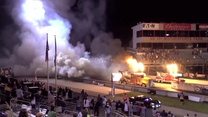 60 000 Hp _shockwave_ First Jet Race Ever in Mi!