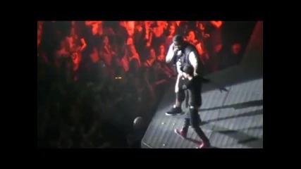 Justin Bieber - Eeenie Meenie наживо в Toronto 21.08.2010 