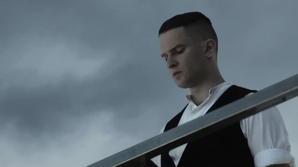 + Превод! Hurts - Wonderful Life [ Official Music Video ]