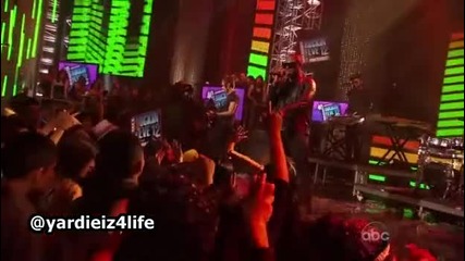 Taio Cruz - Dynamite ( Dick Clark's New Year's Rockin Eve Live )