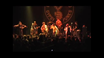 Gogol Bordello - Mala Vida (live)