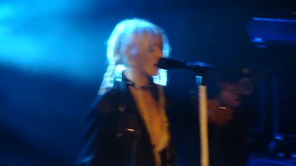 The Pretty Reckless - Zombie / live in Paris