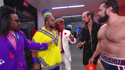 Rusev & Aiden English trash The New Day's Halloween candy: SmackDown LIVE, Oct. 31, 2017