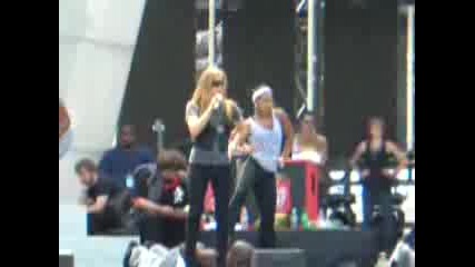 Fergie Mmvas 2007 Rehearsal