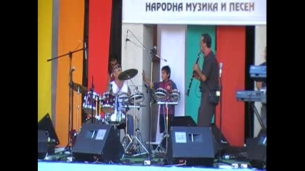 ашим трето място в първомай