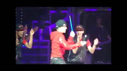 Justin Bieber- Boom Boom