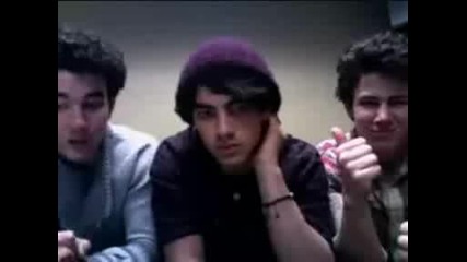 Jonas Brothers Live Chat - 2009 - (part 1)