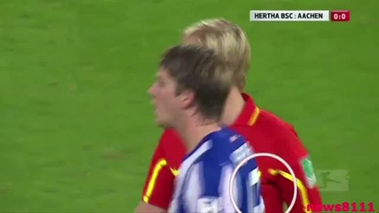Футболист обарва съдията - - Fun Football!!