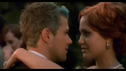 Култовата двойка герои Джоан и Кийнан от филма Любовни Приключения (1998)