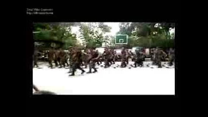 Dancevid - Pinoy Soldiers Perform The Papaya Dance