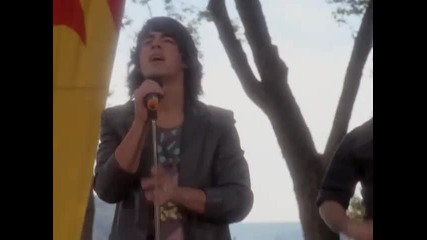 Jonas Brothers - Play My Music [ високо качество ]