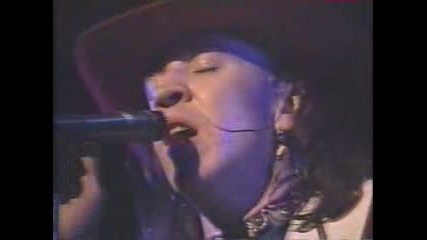 Stevie Ray Vaughan - Tin Pan Alley - превод 