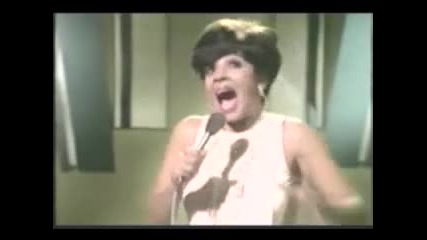 Dame Shirley Bassey - Nobody Does It Like Me 