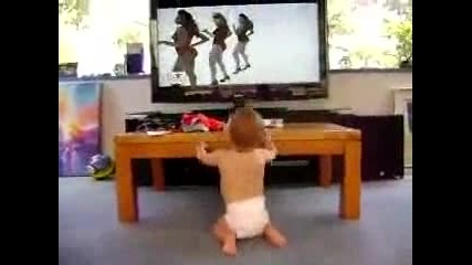 Бебе танцува на Beyonce