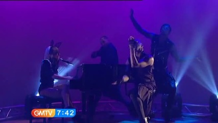 Страхотната Lady Gaga - Paparazzi Live At Gmtv Hq 