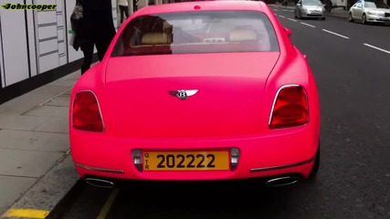 Матово розово Bentley Flying Spur