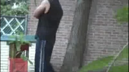 Levrone muskulnata mashina avece i ninja