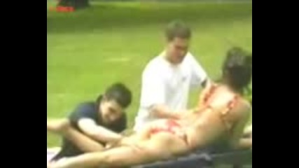 Sexy bikiniprank
