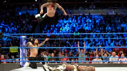 The Usos vs. Chad Gable & Shelton Benjamin - SmackDown Tag Team Title Match: SmackDown LIVE, Jan. 2, 2018