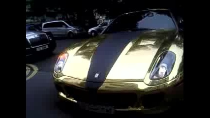 Golden Ferrari 599 Gtb