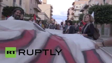 Italy: 1,000 Sicilians rally against NATO Trident drills