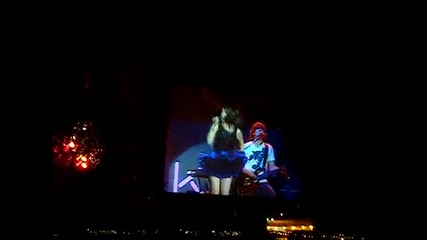 Selena Gomez at the La County Fair - Cover: You Belong with Me 