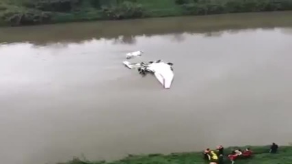 Катастрофата на самолета на Transasia в Тайпе, след удар в мост