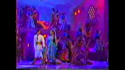 A WHOLE NEW WORLD wins Best Song Oscar