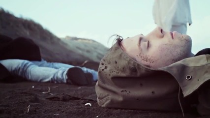 The Naked And Famous - Punching In A Dream (официален