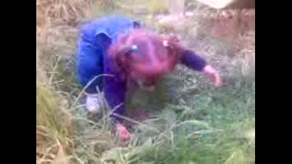 Nay Sladkoto Dete Bere Cvetq