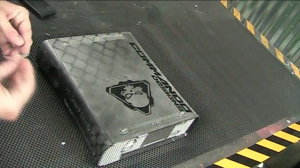 How To Paint An Xbox - 8 - Re-assembly