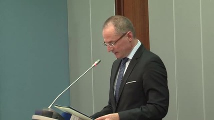 Лозан Панов: Трябва да спрем да се самоунижаваме