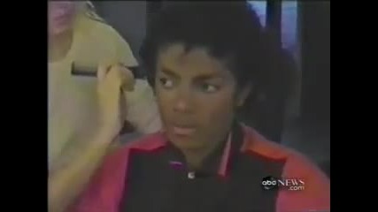 Michael Jackson se fait coiffer par Karen Faye Rare 80s 