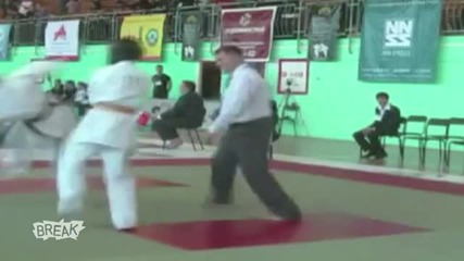 Insane Airborne Karate Ko